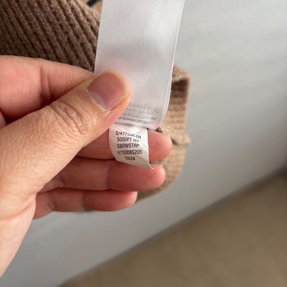 Old Navy So Soft Loose V-Neck Striped Brown/Black Sweater - Picture 5 of 8